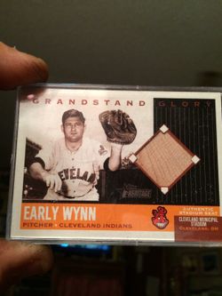 02 Topps Early Wynn Stadium Seat card
