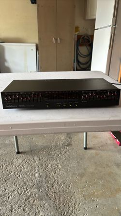 Audio source equalizer