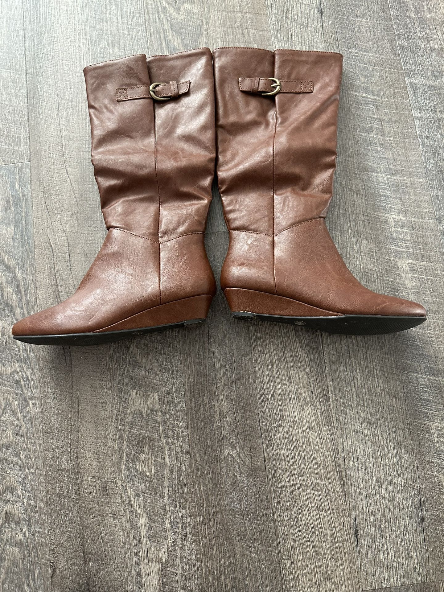 Arizona Brown Boots 71/2
