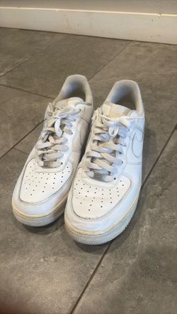 White Nike Air Force 1