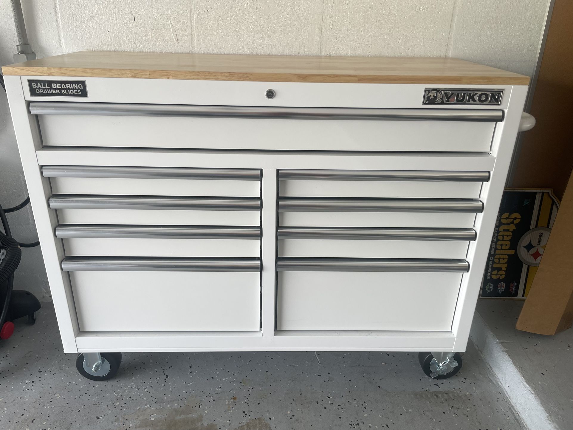 Rolling Yukon Tool Chest Brand New - White / Stainless