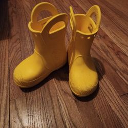 Crocs Yellow Handle It Rain Boot C7