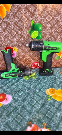 SNAP-ON 14.4-VOLT  3/8 IN IMPACT WRENCH  AND  DRILL DRIVER WITH ONE BATTERY