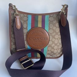 Coach crossbody 