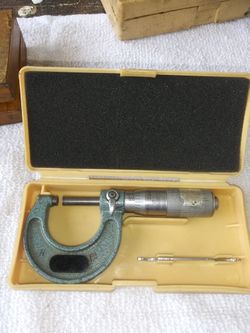 Mitutoyo 0 - 1 001 Micrometer