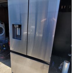 Samsung Refrigerator Good Conditions 3 Months Warranty Delivery Available 