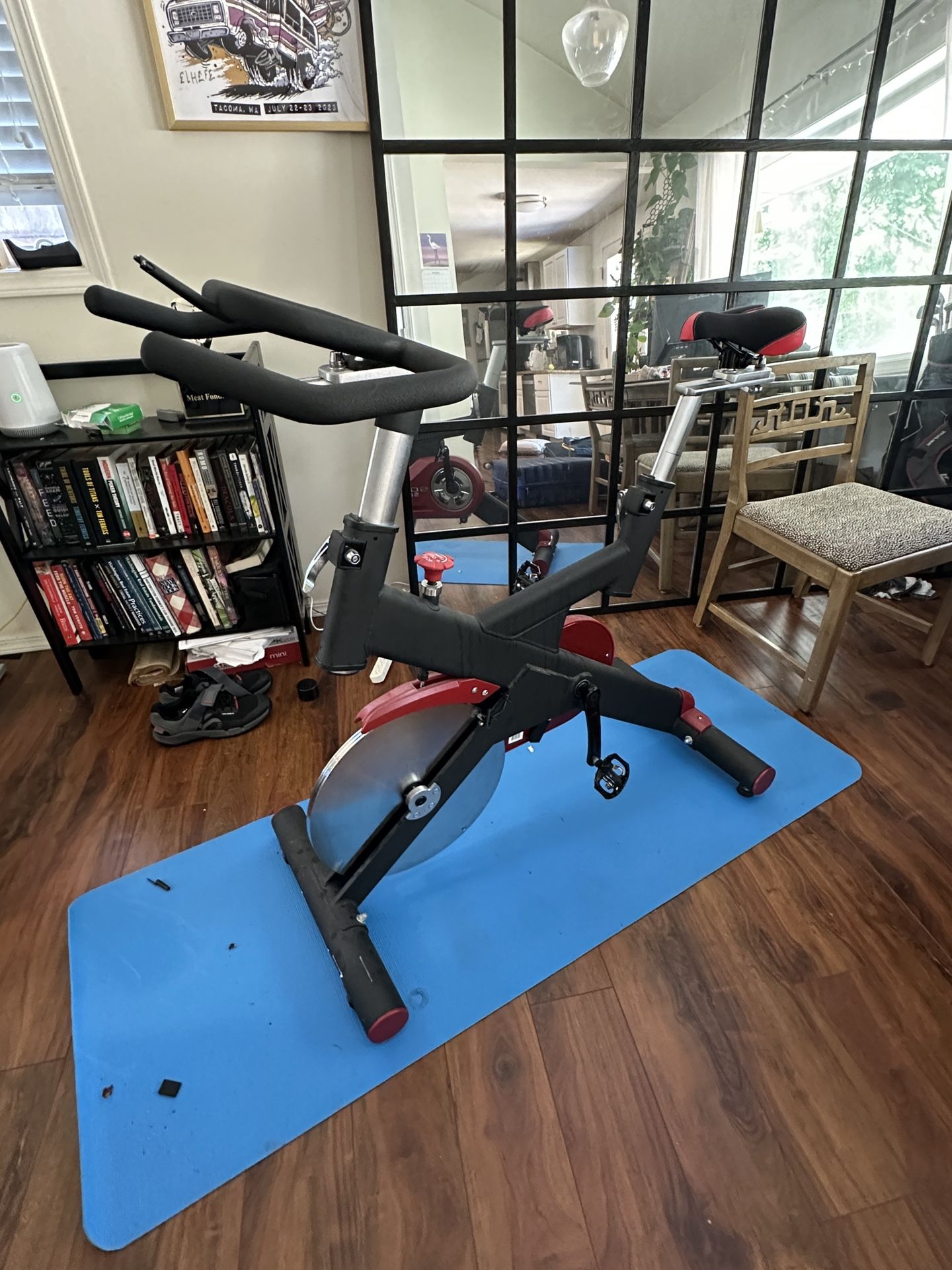 Sole SB700 Spin bike