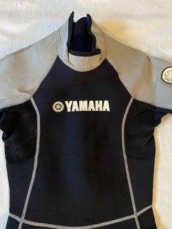 Men’s Wetsuits Various Sizes