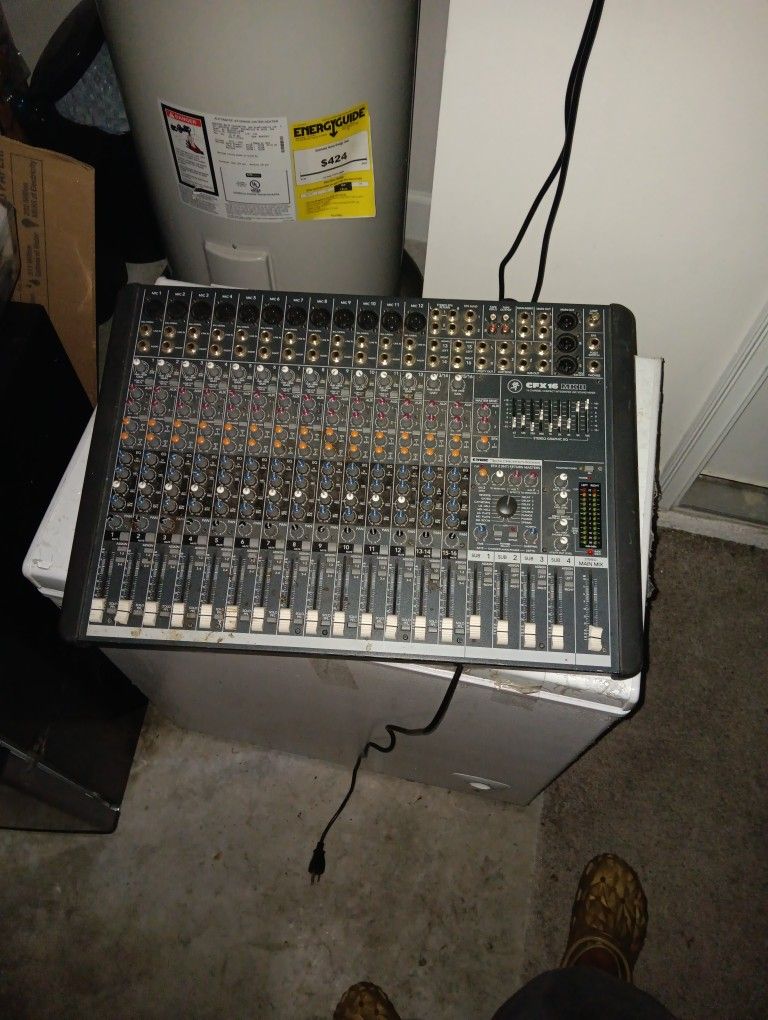 CFX16 MK2 Mixer