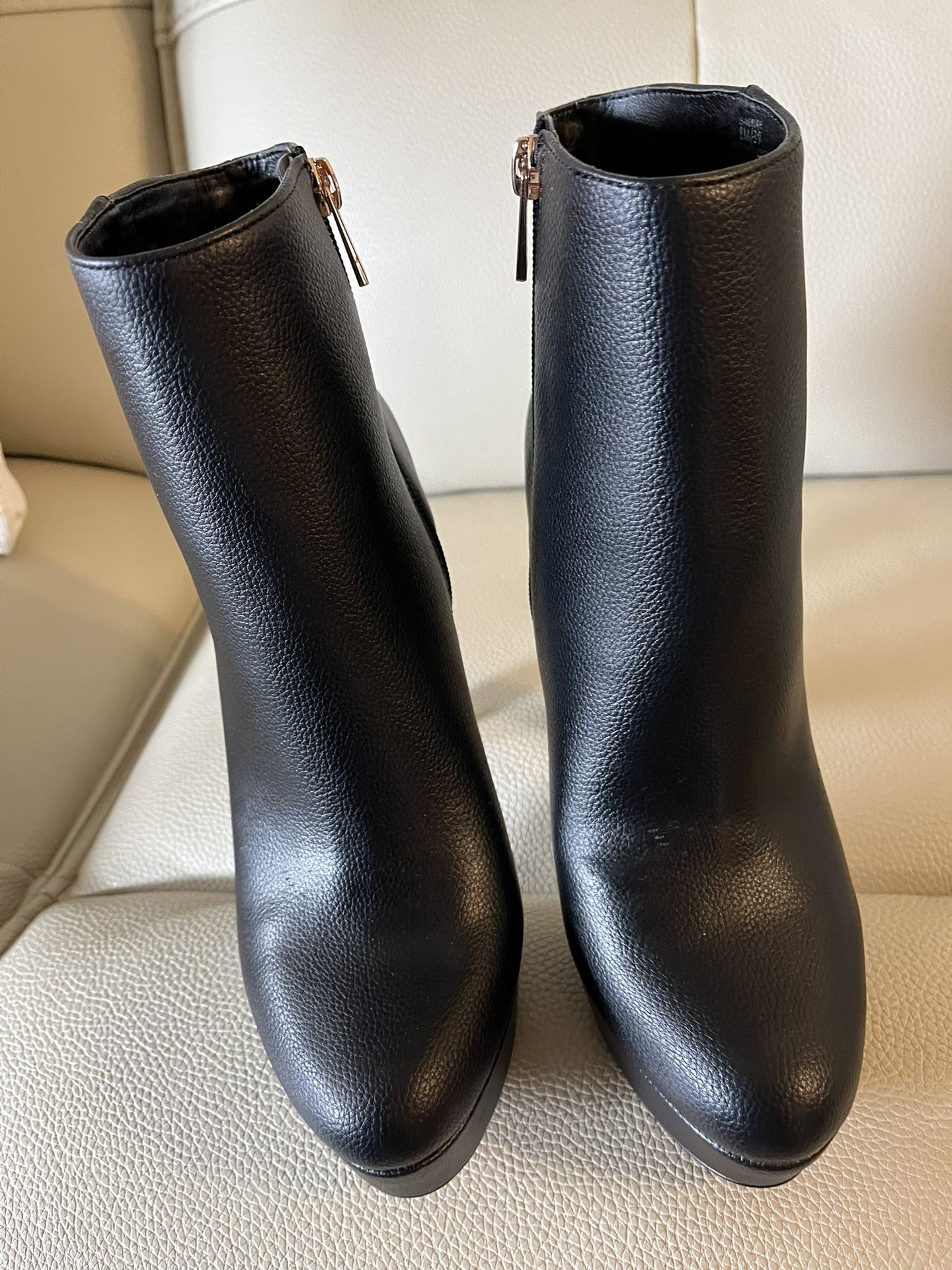 Jessica Simpson New With Box Bootie!!