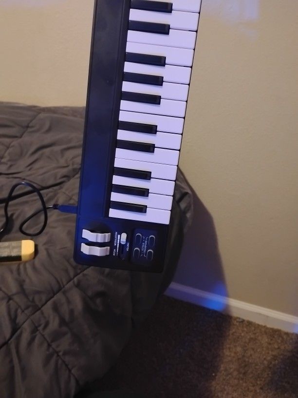 Midi Plus Keyboard 🎹