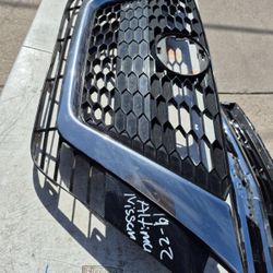Nissan Altima Grille Oem