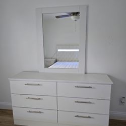 Comoda Con Espejo- Dresser With Mirror