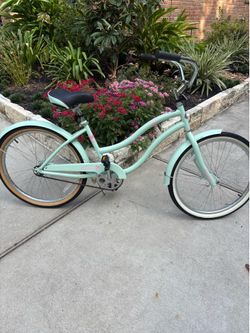Available Kent 24” Cruiser Bike (Map 1st Plz)