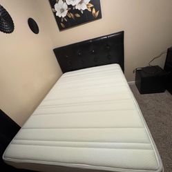 Full Size Bed Dresser Side Table. Comes With Free Shoe Stand.