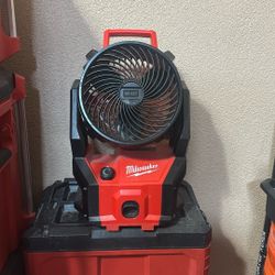 Milwaukee m18 Jobsite Fan