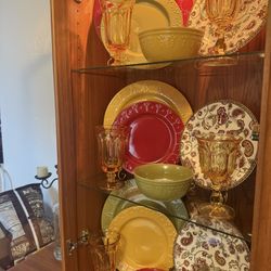 Dishware Lot – 6 Four-Piece Place Settings + Cake Plate, Teapot & Candle Holders