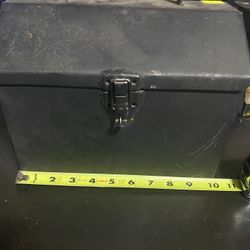 Lunchbox Style Toolbox