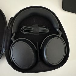 Sennheiser - MOMEMTUM 4