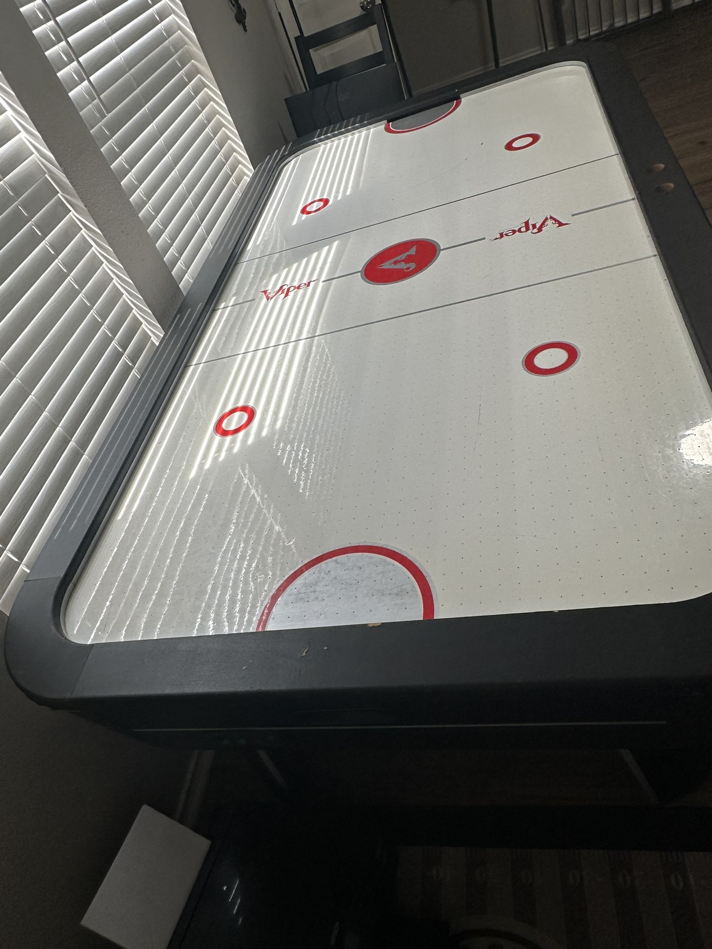 Viper air hockey table