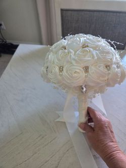 Mhojpik Artificial Rose Bouquet (Ivory, 8.7")