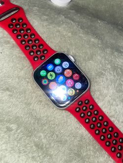 Apple Watch 44mm Unlocked