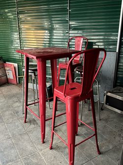 Free Bar Tables