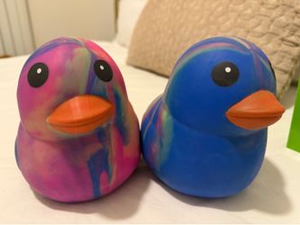 Squeeezy ducks