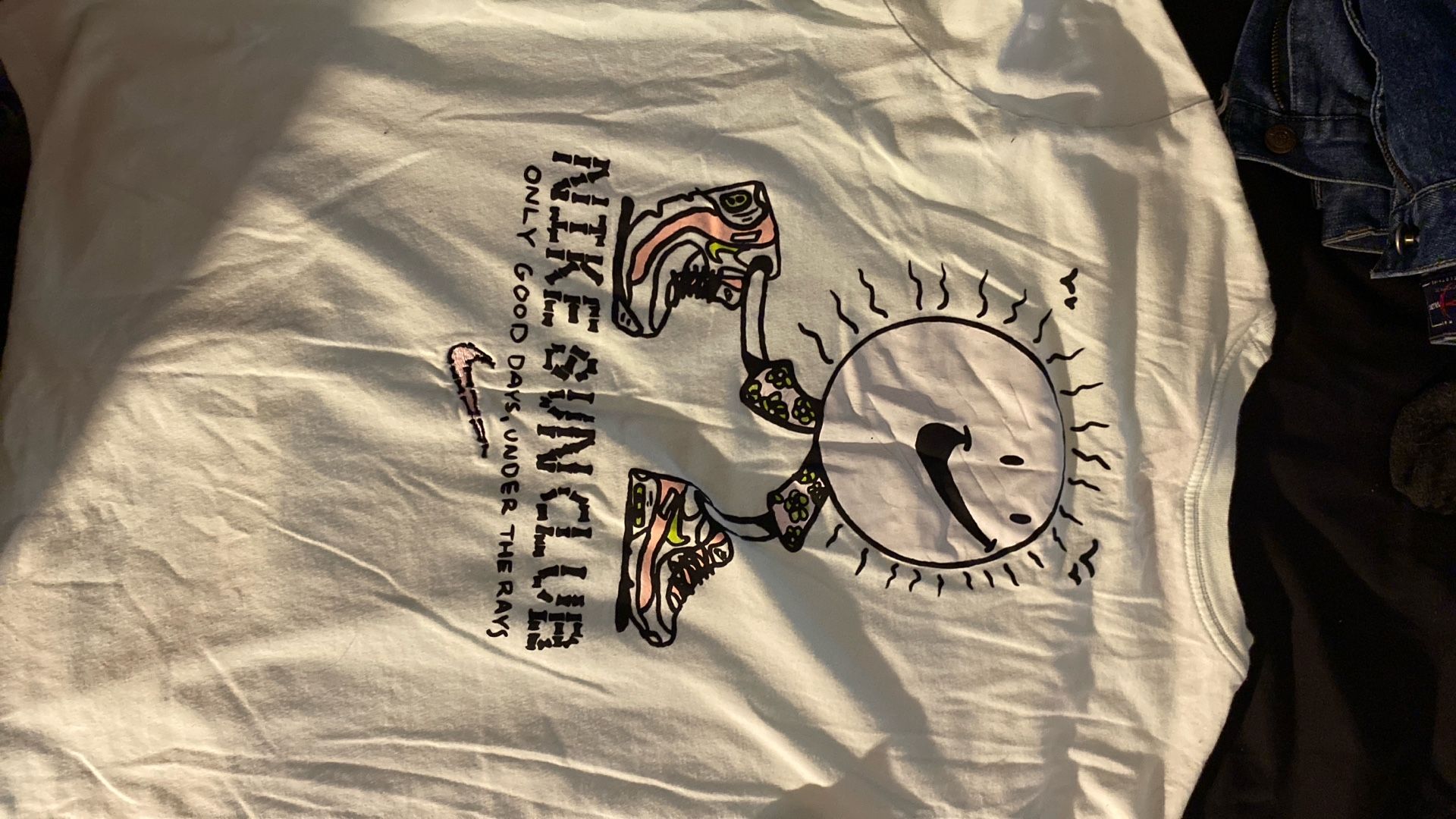 Small Nike Sun Club Tshirt