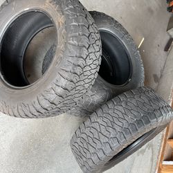 Maxis Razor AT Tires