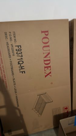 Poundex Queen Bed