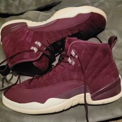 Air Jordan 12 Retro Bordeaux 