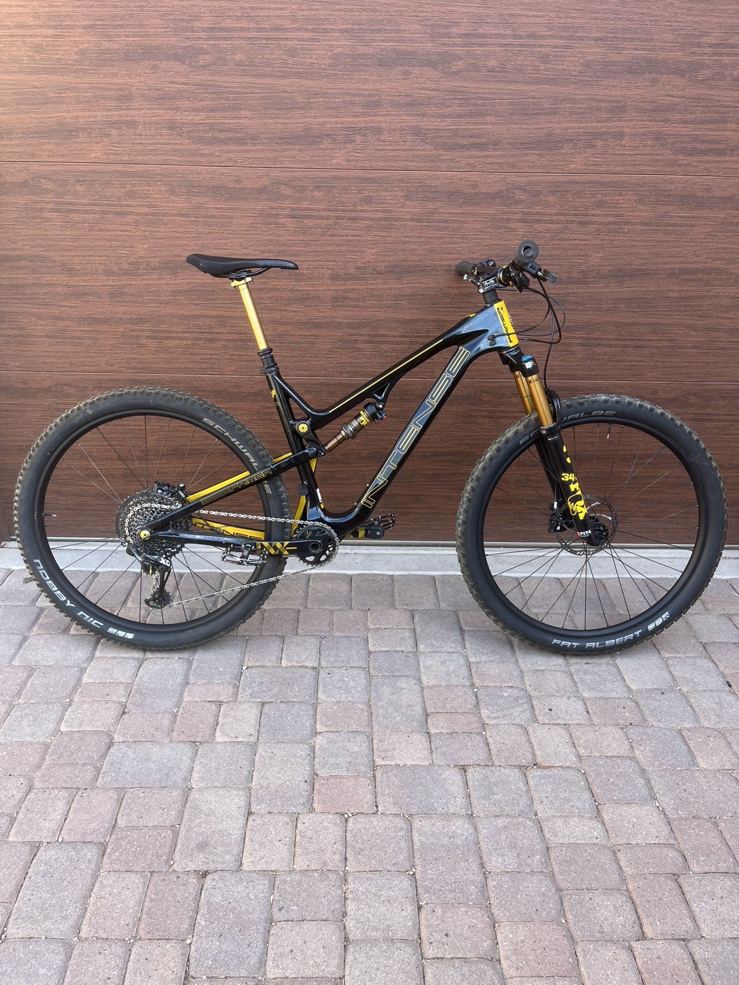 2018 Intense Primer Bandit Limited Edition (Large)