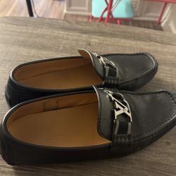 Loafers Lv. Black Size 8