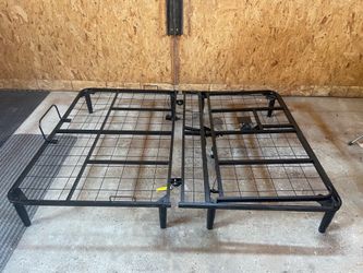 Adjustable bed frame