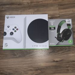 Xbox Series S/ With Turtle Beaches And 2k22 Downloaded