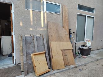 Free wood pallets plywood 2x4