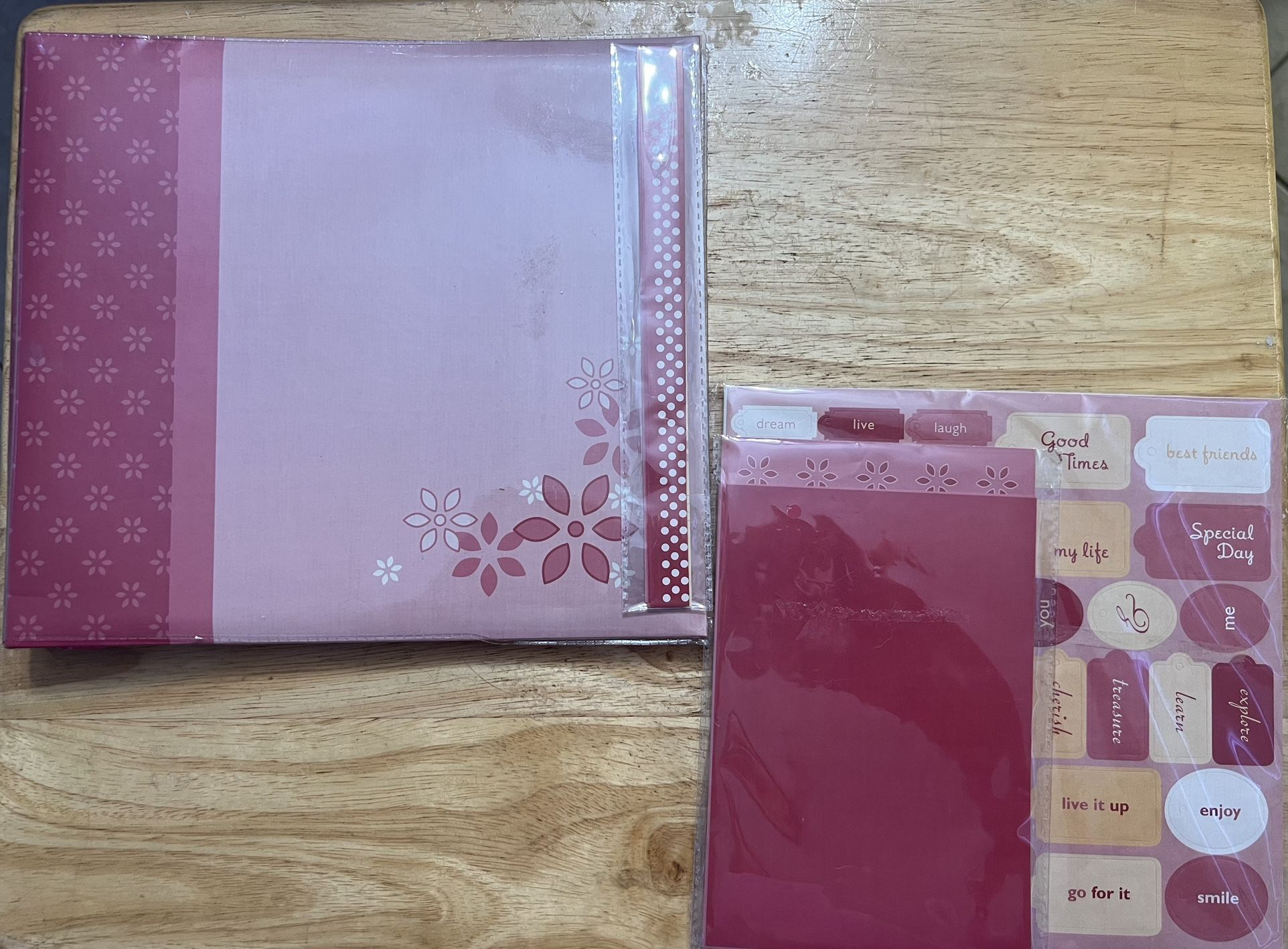 Scrapbooks & Refill pages (large) - Unused 