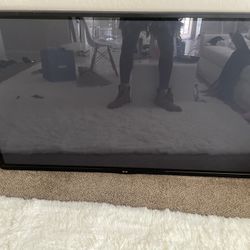 65” LG TV 