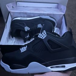 Jordan 4 