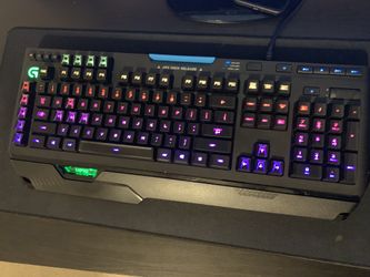 Logitech G910 RGB Gaming Keyboard