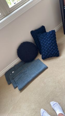 Blue linen bed shams & throw pillows