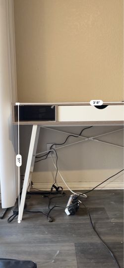 Modern desk