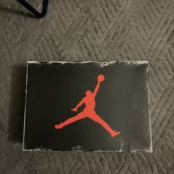 Air Jordan 3 White Cement Reimagined    Size 10