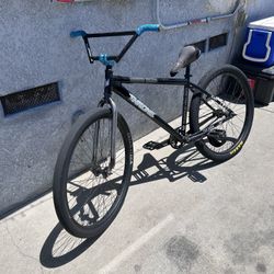 Throne Black Shadow 29