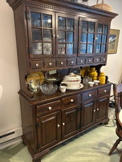 Ethan Allen China Cabinet