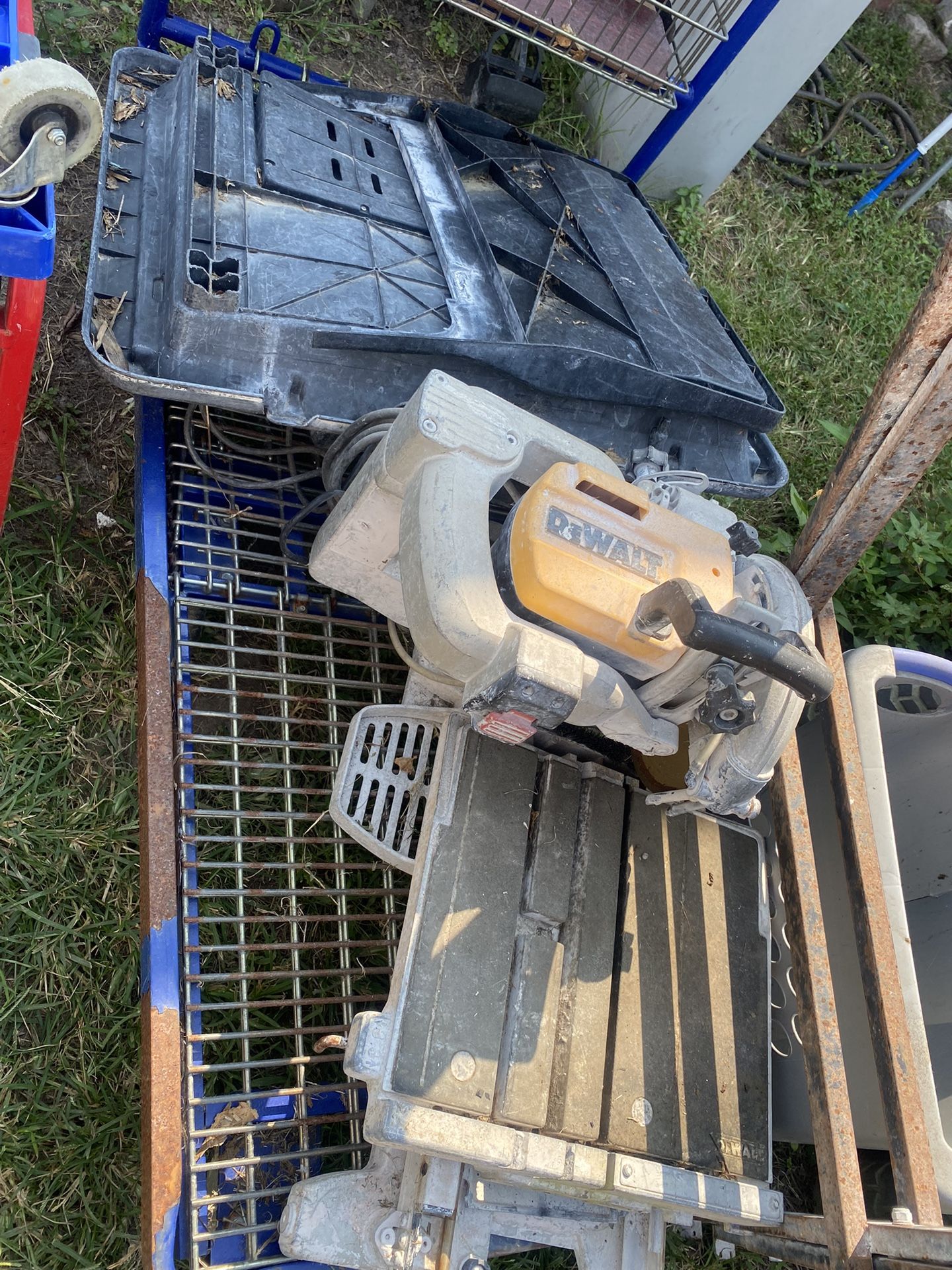 Tile Saw And Stand