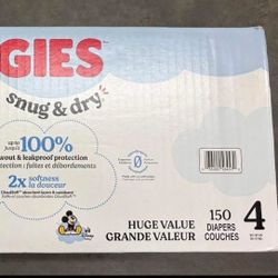 Huggies Snug  Dry Size 4 Diapers Pañales 