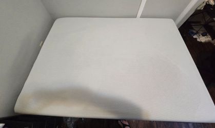 XL Twin Foam Mattress & Frame (i'll move out in August)