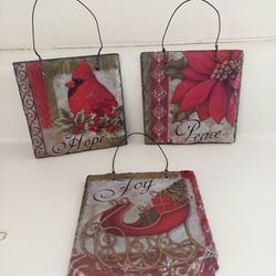 Set of 3 4" Hand Painted Slate Hanging Wall Plaques with the words Hope, Joy & Peace. A beautiful holiday decoration. 

Buy 3 or more items from my st